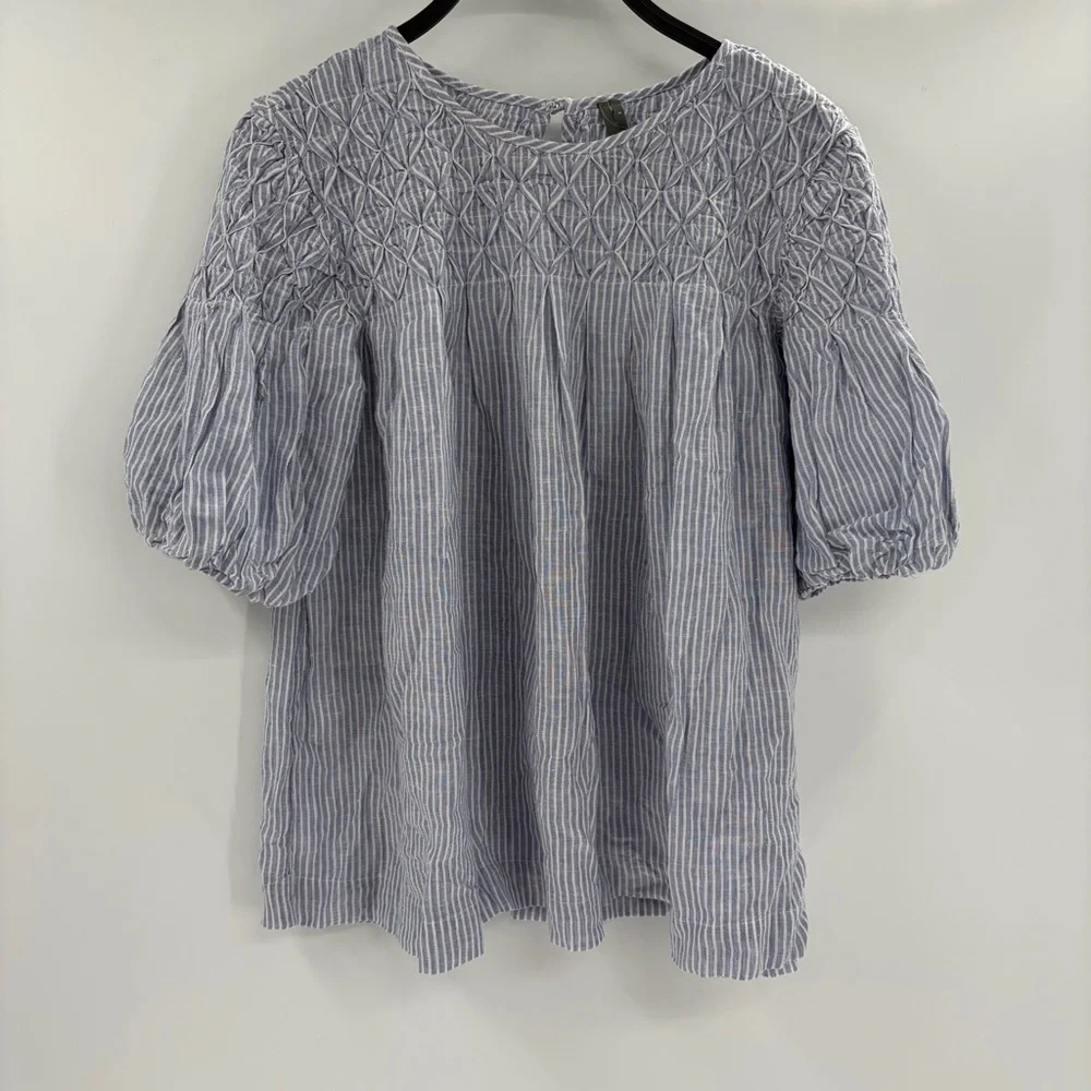 Anthropologie Textured the Liza puff sleeve smocked Blue Striped Blouse small - Picture 3 of 16